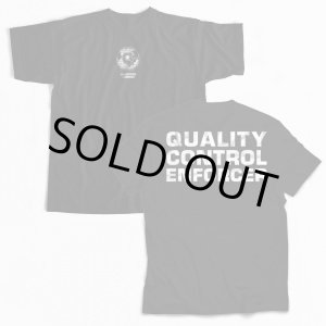 画像:   QCHQ / Quality control enforcer (t-shirt) Quality control hq