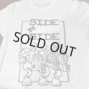 画像:   SIDE BY SIDE / Skins (t-shirt)  